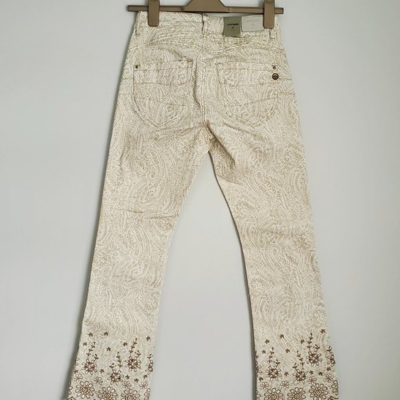 HOST PICK* Women's Boho Jeans Embroidered Paisley Print Festival Coastal Cowgirl - Picture 5 of 15